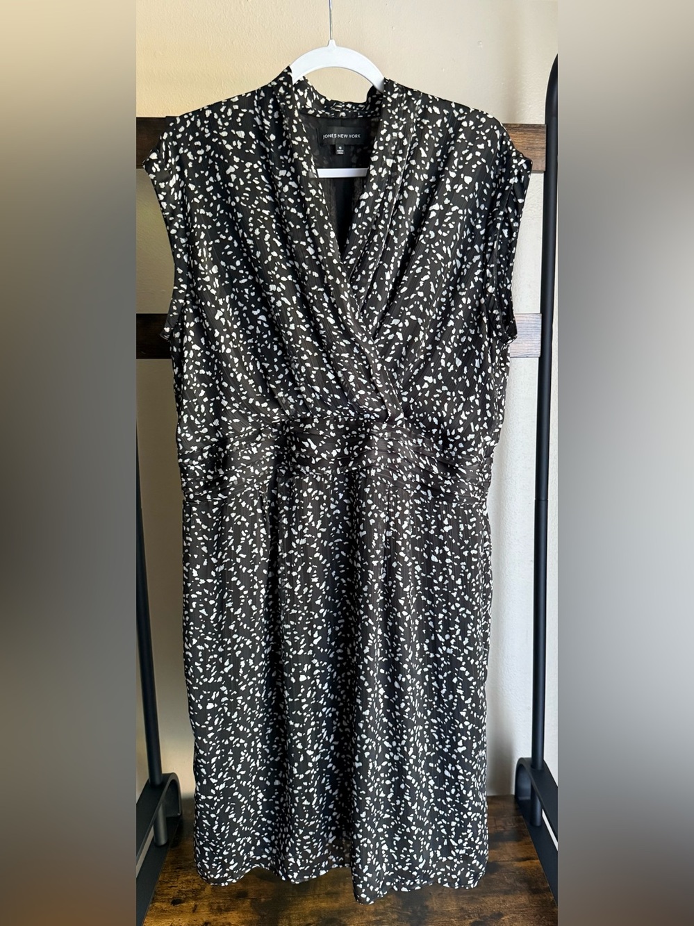Jones New York Black and White Printed Midi Dress